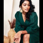 Eesha Rebba Instagram – I hide you in my eyes…

– Rumi 💚

Outfit : @notchabovecreations 
Jewellery : @aa.r.ka 
Styling : @purple_lover__ 
MUA : @deepikakarnanimakeovers 
Clicked: @anuragkamilla