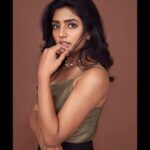 Eesha Rebba Instagram - Ok! Which one is your fav pic? 🤎🖤 Photography : @anuragkamilla Styled by : @purple_lover__ MUA : @deepikakarnanimakeovers Jewellery : @kalon_artjewellery Skirt : @notchabovecreations