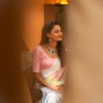 Erica Fernandes Instagram – Soft pink look… 
Saree @shopethnos
Jewelry @agulka_jewels 
Hair @hair_by_rahulsharma 
📸 @bhosale_sidd 
.
.
.
.
.
.
#indianactress #instagramindia #fashionindia #actressgallery #indianfashioninfluencer #igindia #ericafernandes #indianportraits #actressstyle #indianactress #indianfashionblog #fashionbloggerindia #instagrammodels #bollywoodpictures #bollywoodworld #indianmodelling #indiamodel #modelsofindia #bollywoodactors #fashionindia #bloggersofinstagram #instainfluencer #instainfluencer #instagraminfluencer #ootdindia #indianfashionblog #allindiablogger #indianinfluencer #bollywoodworld #bollywoodpictures
