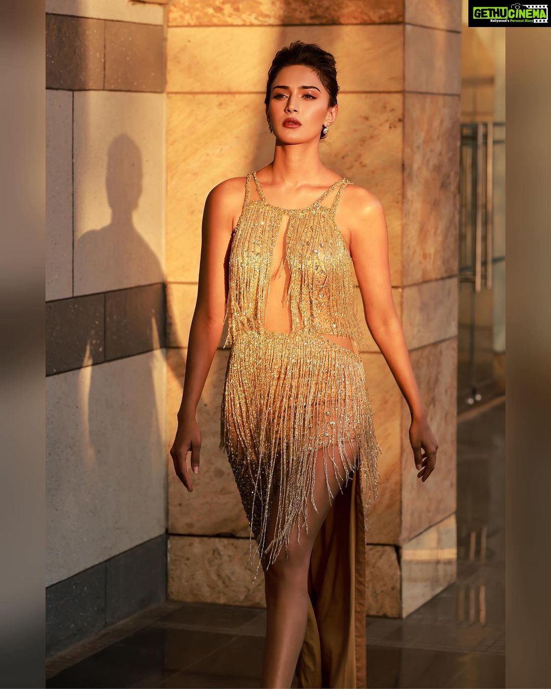 Erica Fernandes Instagram - Life won’t sparkle unless you do . Which pic is your favourite? . Photographer @amitkhannaphotography Styling @stylingbyvictor @sohail__mughal___ Makeup @dishisanghvii Hair @irfanshaikh_hair_11.11 Outfit @nehabafnalabel Earing @blingvine Asst Stylist @tanisha_agrwal Location partner @grandhyattmumbai . . . . . . . . . . . . . . . . . . . . #ejf #indianactresses #indianmodels #indianfashioninfluencer #desimodel #actressgallery #ericafernandes #fashionlover #fashionshoots #photoshoots #fashionista #southindianmodel #southindianactress #bombayfashion #bombayfashioninfluencer #indianfashionblogger Grand Hyatt Mumbai