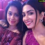 Eshanya Maheshwari Instagram - Happy Mother’s Day to the most beautiful Maa 😘🤗 @maheswariswati ❤️ Maa you are not just a Maa to us, you are our best friend our support system, our companions and our Wonder Woman 🤗 we are so lucky to have you... we wish you and all the moms out there HAPPY Mother’s Day 💐😘❤️🤗💐