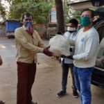 Eshanya Maheshwari Instagram - @punyakarmafoundation is helping people who are in need, with rice and grains and cooked food too for up to 2000 thousand people every day 👏🏻😇 thanks @rishinakandhari who is associated with this foundation and introduced me to this, now I am also part of it from 1 week now by contributing little of money and care , I request you too share this and #donatelittle #helplittle 😁🙏🏻😇 #punyakarmafoundation