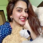 Eshanya Maheshwari Instagram - Bas yu hin...!!! ✨ #smile #random #moodygrams #mood #staypositive #happiness