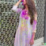 Eshanya Maheshwari Instagram - Happy Holi!!! 🟠🟡🟢🔵🟣