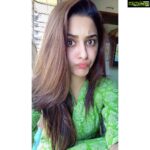 Eshanya Maheshwari Instagram - Maine apni soch badal di, Meri soch ne meri zindagi Badal di. ☺️✌🏻 -EM #changeisgood #moodygrams #changeforthebetter #happiness #smile #simplicity #natural #eshanyamaheshwari