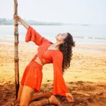 Eshanya Maheshwari Instagram - Be a good person But don’t waste time to prove it.🧡 Photographer- @ajayyparmar Makeup- @zuberiya_ansari Hair- @humaiiraansari Styling- 🙋🏻‍♀️ #sunkissed #sunshine #sparkle #smiles #poser #fashionblogger #instablogger #styleblogger #eshanyamaheshwari #lifestyleblogger #actor #cute #lovewithme #gratitude #instalove #cute #gorgeous