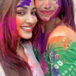 Eshanya Maheshwari Instagram - Happy Holi!!! 🟠🟡🟢🔵🟣
