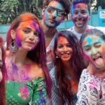 Eshanya Maheshwari Instagram - Happy Holi!!! 🟠🟡🟢🔵🟣