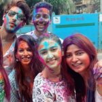 Eshanya Maheshwari Instagram - Happy Holi!!! 🟠🟡🟢🔵🟣