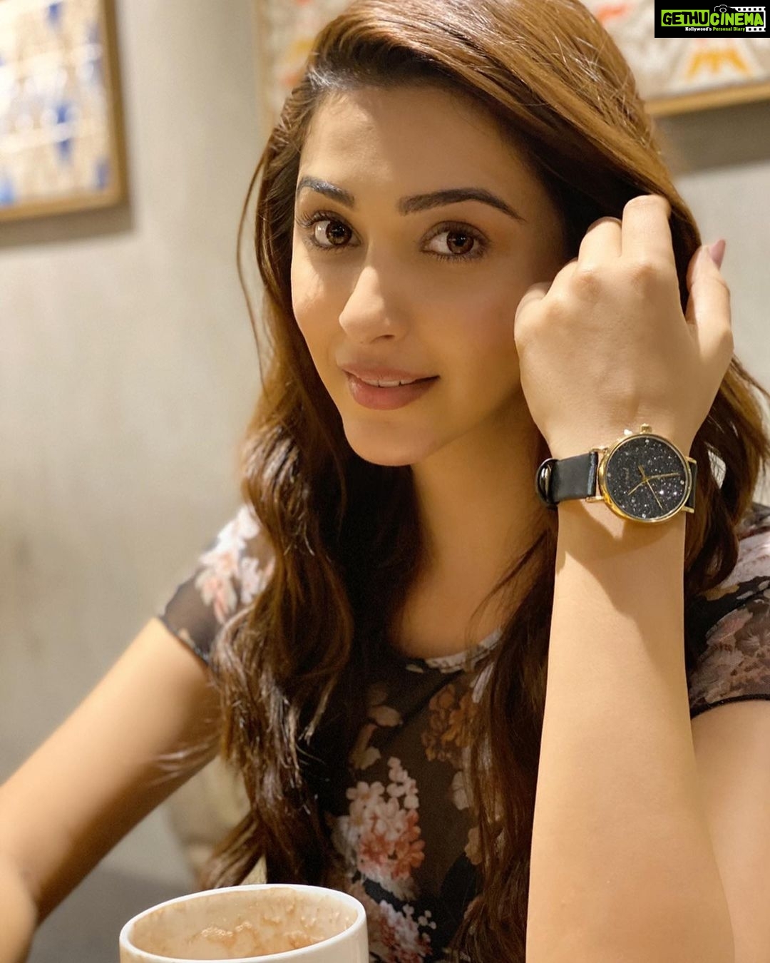 Eshanya Maheshwari Instagram - Wear your zodiac sign on your wrist with the ethereal #CelestialOpulence collection by @timex.india featuring the zodiac signs to shine alongside the shimmering Swarovski®️ crystal accents. Visit the nearest @shoppers_stop store to shop now! #timex #timexwatches #shoppersstop #zodiacsigns #zodiacwatches #watches #celestialopulence