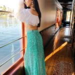 Eshanya Maheshwari Instagram - Day2 with @dailyverve at alleppey in this beautiful boathouse @cruiseland.in stay tuned for more pictures and travel vlogs... Coming soon on my wall... #TRAVELWITHME #TRAVELBLOGGER #instatravel #TRAVELGRAM #eshanyamaheshwari #kerala #alleppey #backwaters #south #boathouse #keralatourism #houseboat #shotononeplus7 Alleppey Boathouse