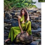 Eshanya Maheshwari Instagram - She was not fragile like a flower; She was fragile Like a bomb.😉 Outfit- @sheinofficial @shein_in Photographer- @ajayyparmar Makeup- @zuberiya_ansari Hair- @humaiiraansari Thanks- @jay_varia22 Search iD : 790462 . Use code : BF191956 . Use code 1500eshanya to avail discounts . #sunkissed #sunshine #sparkle #smiles #poser #fashionblogger #instablogger #styleblogger #eshanyamaheshwari #shein #sheingals #actor #cute #lovewithme #gratitude #instalove #cute #gorgeous #ad #promotion #brand #sheincybermonday