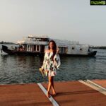 Eshanya Maheshwari Instagram - To travel is to live😍🌍 World is so beautiful and i am ready to explore it... DAY1 AT KERALA WITH @dailyverve AND TODAY I AM AT ALLEPPEY BACKWATERS, SOON ALL PICTURES AND TRAVEL VLOGS WILL BE UP ON MY PROFILE SO STAY TUNED.... 😁 #TRAVELWITHME #TRAVELBLOGGER #instatravel #TRAVELGRAM #eshanyamaheshwari #kerala #alleppey #backwaters #south #keralatourism #houseboat #shotononeplus7 Alleppy, Alapuzza, Kerala, South India