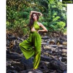 Eshanya Maheshwari Instagram - She was not fragile like a flower; She was fragile Like a bomb.😉 Outfit- @sheinofficial @shein_in Photographer- @ajayyparmar Makeup- @zuberiya_ansari Hair- @humaiiraansari Thanks- @jay_varia22 Search iD : 790462 . Use code : BF191956 . Use code 1500eshanya to avail discounts . #sunkissed #sunshine #sparkle #smiles #poser #fashionblogger #instablogger #styleblogger #eshanyamaheshwari #shein #sheingals #actor #cute #lovewithme #gratitude #instalove #cute #gorgeous #ad #promotion #brand #sheincybermonday