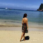 Eshanya Maheshwari Instagram - 💖 #Travel😍 new year in phi phi Island 🌊 #phiphiisland #2020 #newyear#thailand Phi Phi Islands
