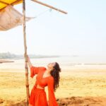 Eshanya Maheshwari Instagram - Of course I have changed, I realised that I deserve So much better...! 🧡 Outfit- @sheinofficial @shein_in Photographer- @ajayyparmar Makeup- @zuberiya_ansari Hair- @humaiiraansari Thanks- @jay_varia22 Search iD : 728870 . Use code : BF191956 . . #sunkissed #sunshine #sparkle #smiles #poser #fashionblogger #instablogger #styleblogger #eshanyamaheshwari #shein #sheingals #actor #cute #lovewithme #gratitude #instalove #cute #gorgeous #ad #promotion #brand #sheincybermonday