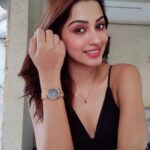 Eshanya Maheshwari Instagram – Celebrate this Black Friday with @danielwellington! Buy any watch of your choice and get a free strap or accessory. ❤ and don’t forget to also add my 15% discount code “ESHANYA” while purchasing on the website and DW stores. #danielwellington #eshanyamaheshwari #lifestyleblogger #fashionblogger #instablogger