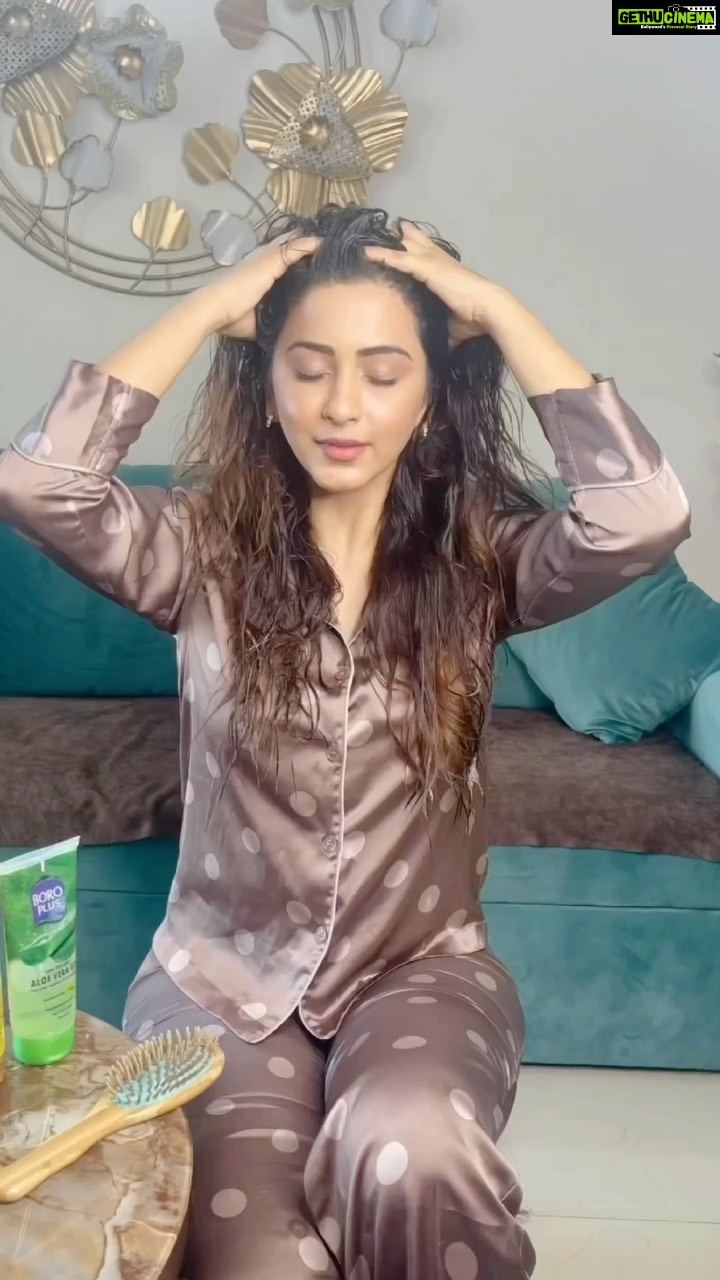 Eshanya Maheshwari Instagram - My hair makes me feel beautiful 💇♀️ DIY for shiny hair + Giveaway! Want to know the secret behind my long, thick and shiny hair? * Make this DIY mask at home BoroPlus Aloe Gel - 3 teaspoon Yoghurt - 2 teaspoons Honey - 1 teaspoon Olive oil - 1 teaspoon * Mix well and apply on hair and scalp. * Massage the mixture into the scalp well for 10 minutes. *Let it rest for half an hour and wash. Feeling so pampered and relaxed. 😎 Try it yourself once in a week and see the results. Thanks to BoroPlus Aloe Gel! ⭐ Do you have similar Aloe Gel DIY Recipes? Share those with me and participate in the #AloeMagicWeek contest, to win an exciting gift hamper! Follow these easy steps to be a part of the contest: 1. Follow @BoroPlusIndia 2. Share your Aloe Gel DIY recipe with me in the comment section or Put up reels and tag @BoroPlusIndia 3. Use #AloeMagicWeek 4. Tag your friends to let them know about the amazing contest! https://bit.ly/AloeGelMagicWeek #AloeGel #AloeVera #GiveawayAlert #ContestAlert #HairMask #curlyhairroutine #scalphealth #HairDIY #DIYvideos #DIYhair #Haircare #BoroPlus