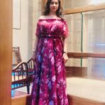 Eshanya Maheshwari Instagram - Very happy birthday 🥳 to most sexy mother 😅😍🤗😘 @maheswariswati It’s easy to be mother , but it’s difficult to be friends first and then mother but mom you play every role so well 🤗😘 blessed to have you as mother 💞love you