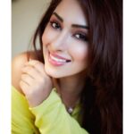 Eshanya Maheshwari Instagram – A SMILE IS THE PRETTIEST THING YOU CAN WEAR. 😁 🤗😁 I’M WEARING THE SMILE YOU GAVE ME – @pearl32dentalspa 
PHOTOGRAPHER – @mohitbhatia91 🤗