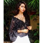 Eshanya Maheshwari Instagram - “Wherever you go, no matter what the weather, always BRING YOUR OWN SUNSHINE.” ☀️ 😁 #sunshine #happyface #ootd #shein #sheinbeachseason #sheingals #rishinakandhariphotography Outfit- @shein_in @sheinofficial Search id for this dress- 691470 Use coupon code SHSW05 and get 10% off Photo courtesy- @rishinakandhari