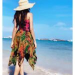 Eshanya Maheshwari Instagram - WHEREVER YOU GO IT BECOMES PART OF YOU SOMEHOW. 😍 #magicofnature🌊 #instatravel #travelblogger #thailand #pattaya #monkeybeach Pattaya Beach, Thailand.