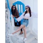 Eshanya Maheshwari Instagram - There’s no time to be bored in a world as beautiful as this. #mykonos #littlevenice #greece🇬🇷 #travelblogger #instatravel Mýkonos, Kikladhes, Greece