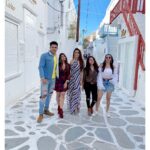 Eshanya Maheshwari Instagram - There’s no time to be bored in a world as beautiful as this. #mykonos #littlevenice #greece🇬🇷 #travelblogger #instatravel Mýkonos, Kikladhes, Greece