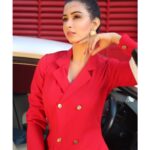 Eshanya Maheshwari Instagram - Who sets her standards high, will never have to settle for less. ✌🏻 Outfit- @srstore09 Photo courtesy - @rishinakandhari #bosslady #red #ootd #ootdfashion #rishinakandhariphotography