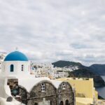 Eshanya Maheshwari Instagram - Once in a while you need to pack a bag, get the girls and go on a vacation 😍✌🏻💃🏼💃🏼💃🏼 #girlstrip #vacymood #greece🇬🇷 #santorini #oia #styleblogger #travelblogger Oía, Kikladhes, Greece