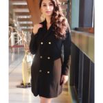 Eshanya Maheshwari Instagram - SHOPPING RULE NO :- 001 If it’s not BLACK 😳 Put it BACK 😉✌🏻 Outfit- @srstore09 Photo courtesy- @rishinakandhari #loveforblack🖤 #blackisback #srstore #rishinakandhariphotography