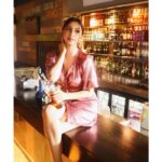 Eshanya Maheshwari Instagram - BE PICKY WITH YOUR CLOTHES, FRIENDS AND TIME ✌🏻🙌🏻 GIVE IMPORTANCE TO ONLY WHAT MATTERS AND WORTHY 💫💁🏻‍♀️ Outfit- @srstore09 Photo courtesy- @rishinakandhari Hair- @rutika_hair_stylist Location- @drinxexchange