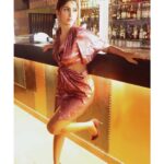 Eshanya Maheshwari Instagram - BE PICKY WITH YOUR CLOTHES, FRIENDS AND TIME ✌🏻🙌🏻 GIVE IMPORTANCE TO ONLY WHAT MATTERS AND WORTHY 💫💁🏻‍♀️ Outfit- @srstore09 Photo courtesy- @rishinakandhari Hair- @rutika_hair_stylist Location- @drinxexchange