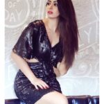 Eshanya Maheshwari Instagram - The best colour in the whole world is one which looks good on YOU 😉 MINE IS BLACK WHAT YOURS? Outfit- @srstore09 Location- @drinxexchange Photo courtesy- @rishinakandhari #loveforblack🖤 #rishinakandhariphotography #srstore