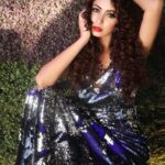 Eshanya Maheshwari Instagram - Hotter then the bottom of my laptop 😉🌟 #keepshining🌟 #rishinakandhariphotography andhariphotography #hotmess outfit -@srstore09 😍 Photo courtesy - @rishinakandhari Hair - @rutika_hair_stylist Location- @drinxexchange