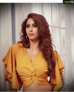 Eshanya Maheshwari Instagram - “DRESS SHABBILY AND THEY REMEMBER THE DRESS; DRESS IMPECCABLY AND THEY REMEMBER THE WOMEN.” #beremembered #✌🏻 Outfit- @stalkbuylove 👚 Photography- @kmajethia 📸 Make up - @qureshi_aslam 💄 Hair - @nargis9052 💁🏻‍♀️ Mumbai, Maharashtra