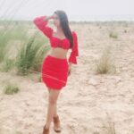 Eshanya Maheshwari Instagram - Every woman has the power to seduce the world with her uniqueness,passion and creativity ☺️🙌🏻 outfit by @srstore09 😍🤗 #bestylish #beunique #songshoot #ammainachindi #teluguactress Rajahmundry