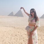 Eshanya Maheshwari Instagram - Amazing day 😍 in EGYPT 🇪🇬 #EGYPT #pyramidsofgiza #sphinx #cairo #egypt Pyramid,Giza,Egypt