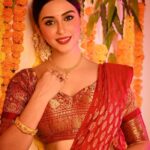Eshanya Maheshwari Instagram - May Lakshmiji fill your life with immense love, friends and moments of happiness that you are never short in life. And May this festival of lights fill your life with joy and happiness, prosperity and good health. I wish you all and your family a very Happy Diwali✨✨🪔🪔😇😇❤️❤️ Outfit designed by @maheswariswati H&M by Me 🙋🏻‍♀️ Photography by @ajayyparmar Decor by @maheswariswati @bhavikamaheswari10 @aayush._20 #happydiwali #diwali #diwalilook #diwalioutfit #diwalidecorations #diwaliphotography #picoftheday #lookoftheday #ootd #esshanya #esshanyamaheshwari #fashionista