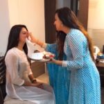 Eshanya Maheshwari Instagram - I will try to protect you 😜 I will definitely love you 😘 and will irritate you like always 😘 forever 🤪👻 HAPPY RAKSHA BANDHAN 😘😜 ❤️ @bhavika1091 #ekhazaaronmeinmeribehnahai #happyrakshabhandan #sisterlove #mylifeline