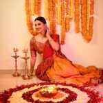 Eshanya Maheshwari Instagram - May Lakshmiji fill your life with immense love, friends and moments of happiness that you are never short in life. And May this festival of lights fill your life with joy and happiness, prosperity and good health. I wish you all and your family a very Happy Diwali✨✨🪔🪔😇😇❤️❤️ Outfit designed by @maheswariswati H&M by Me 🙋🏻‍♀️ Photography by @ajayyparmar Decor by @maheswariswati @bhavikamaheswari10 @aayush._20 #happydiwali #diwali #diwalilook #diwalioutfit #diwalidecorations #diwaliphotography #picoftheday #lookoftheday #ootd #esshanya #esshanyamaheshwari #fashionista
