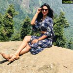 Eshanya Maheshwari Instagram – When you do things from your soul,
You feel a river moving in you,a joy.😍☺️👻 celebrated birthday with Beauty of kashmir 😍
outfit by @srstore09 #bestbirthdaydayouting #phelgamdiaries #kashmirdiaries #shrinagar Kashmir Valley, Pahalgam