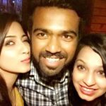 Eshanya Maheshwari Instagram - @smit_khapuwala28 @bhavika1091 ☺️👭👫👻 partners in crime and partners in dancing 👻