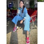 Eshanya Maheshwari Instagram - My Coffee Moods🤎 Stressed, blessed and coffee obsessed. 😀 #coffee #coffeelover #coffeetime #starbuckscoffee #travelgram #picoftheday #ootd #airportlook #pose #esshanya #airportdiaries #esshanyamaheshwari #denim #💙 Terminal 2 Chatrapati Shivaji Terminal Mumbai
