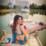 Eshanya Maheshwari Instagram - Iss kadar jeena hai mujhe ki aane wale kal ki Fikr na ho! Beet gaya joh kal mein Uska phir kabhi zikr na ho! #newbeginnings #freshstart #happiness #love #peace #smile #pictureoftheday #esshanya #esshanyamaheshwari #instagood #instadaily #instapic