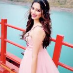 Eshanya Maheshwari Instagram - 💗 #smile #beauty #view #feel #india #dehradun #reels #reelitfeelit #instagood #esshanya #feelkaroreelkaro #esshanyamaheshwari