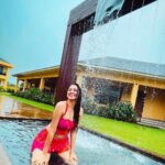 Eshanya Maheshwari Instagram - Try to be a rainbow 🌈 in someone’s cloud. @tropicalretreatigatpuri @zuper_solutions #happiness #jowy #selflove #nature #beauty #staycation #vaction #picoftheday #esshanya Tropical Retreat Resort, Igatpuri