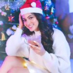 Eshanya Maheshwari Instagram – Morning after Christmas is magical too 
You wake up to beautiful Christmas tree full of lights and magic and a cup of hot cocoa will go perfect along with the vibe…. ✨🎄

Styled by @riyabhatu_ 
Videography by @portraitsbyvedant 
Decor by @aayush._20 

#christmas #christmastree #hotchocolate #christmas2021 #esshanyamaheshwari #esshanya #christmasreels #reelsinstagram