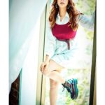 Eshanya Maheshwari Instagram - Be that girl that everyone knew would make it through the worst, Be that fearless girl , the one who would dare to do anything, Be that independent girl who Didn’t need a man ; Be that girl who never backed down. 📸 @rachitvoraphotography Venue @rv.studio #bestrong #beyourself #beindependent #picoftheday #pose #mood #instagood #esshanyamaheshwari #esshanya