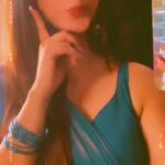 Eshanya Maheshwari Instagram – Aisa Kyon Hota Hai Baar Baar….. ? 

Aage ki line kya thi ? 

Follow me on josh app for more 
@officialjoshapp 

#ishqvishkpyaarvyaar #love #reelsinstagram #reelitfeelit #josh #joshmeinaaja #esshanyamaheshwari #esshanya